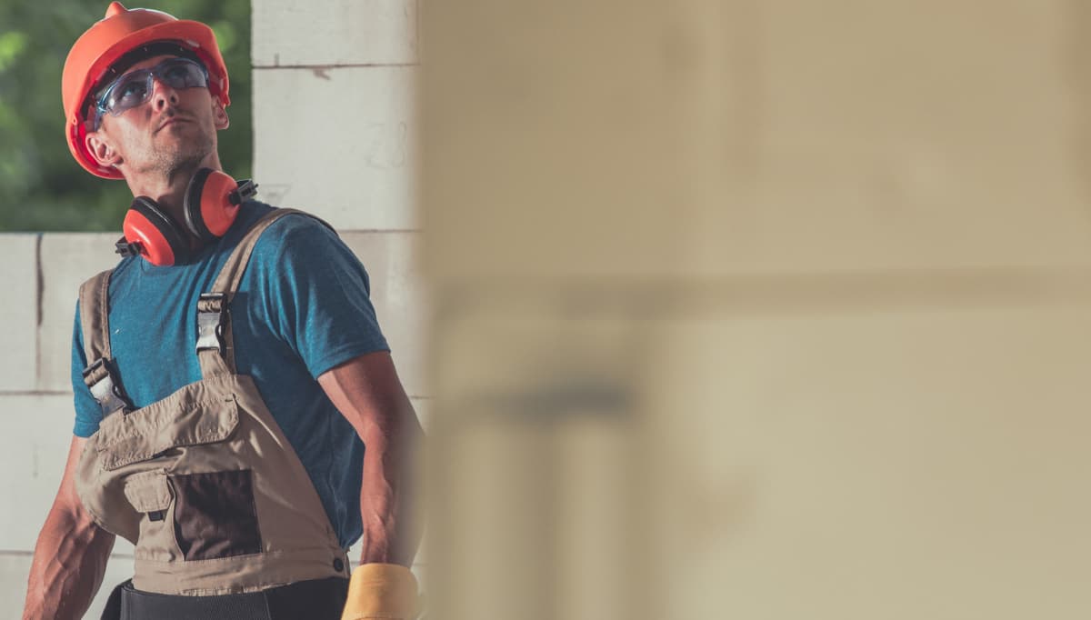How Accurate Quoting Enhances Job Management Software for Tradies