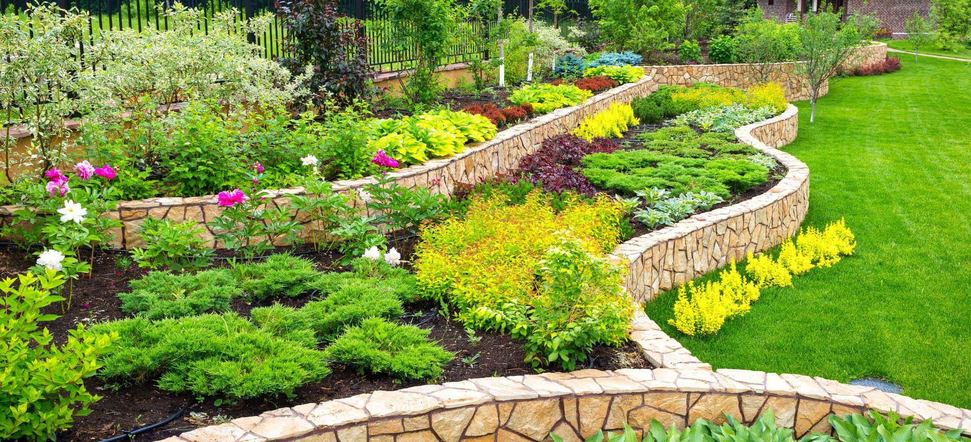 Oz Landscapes Group - photo 1