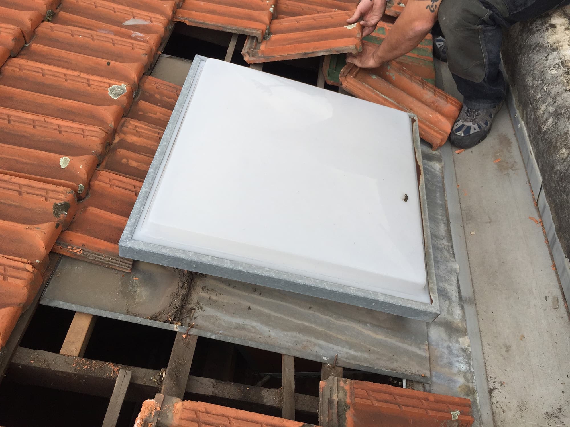 Mr Roofing and Skylights - photo 1