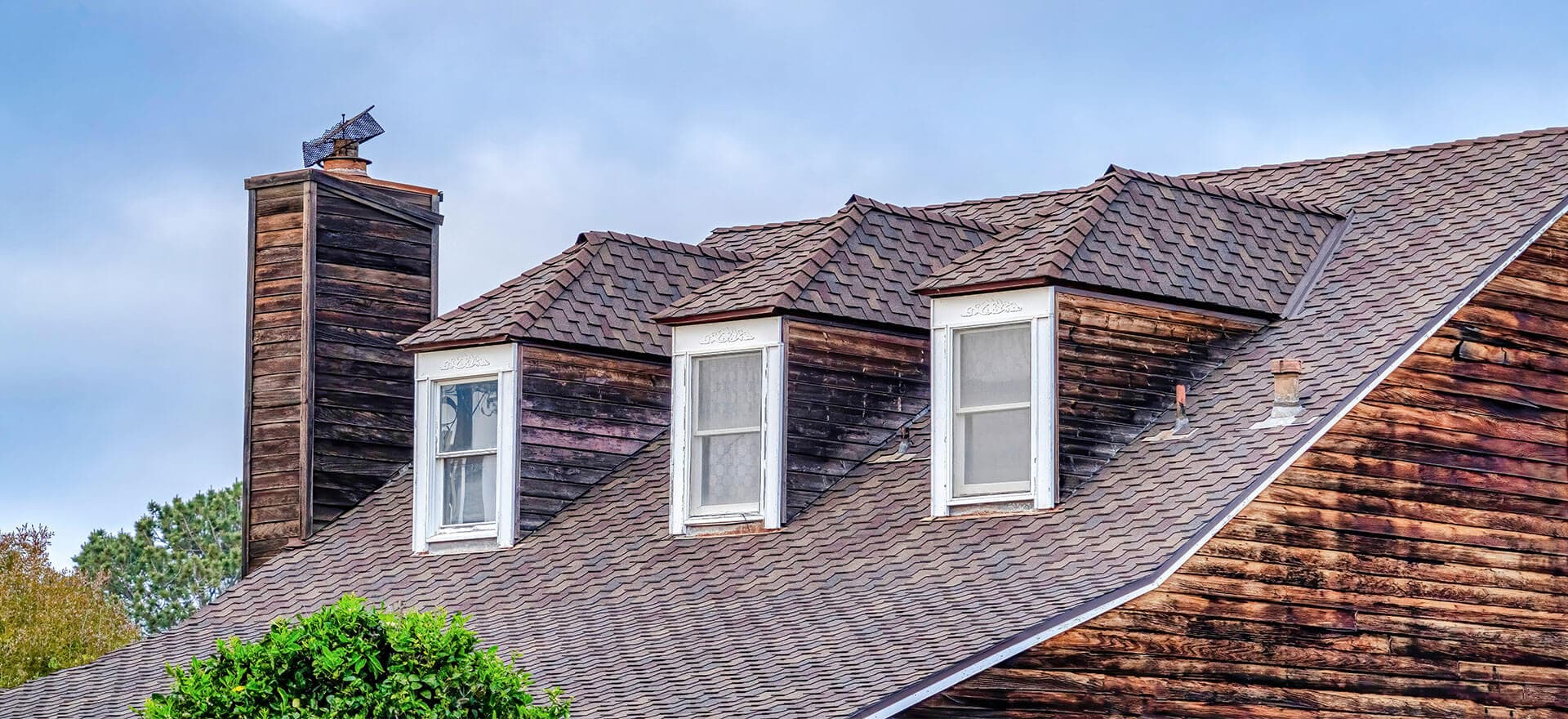 Sydney Crown Roofing and Gutters | Roof Repair Sydney | Roof Installation | Roof restorations | Gutter cleaning Repointing - photo 1