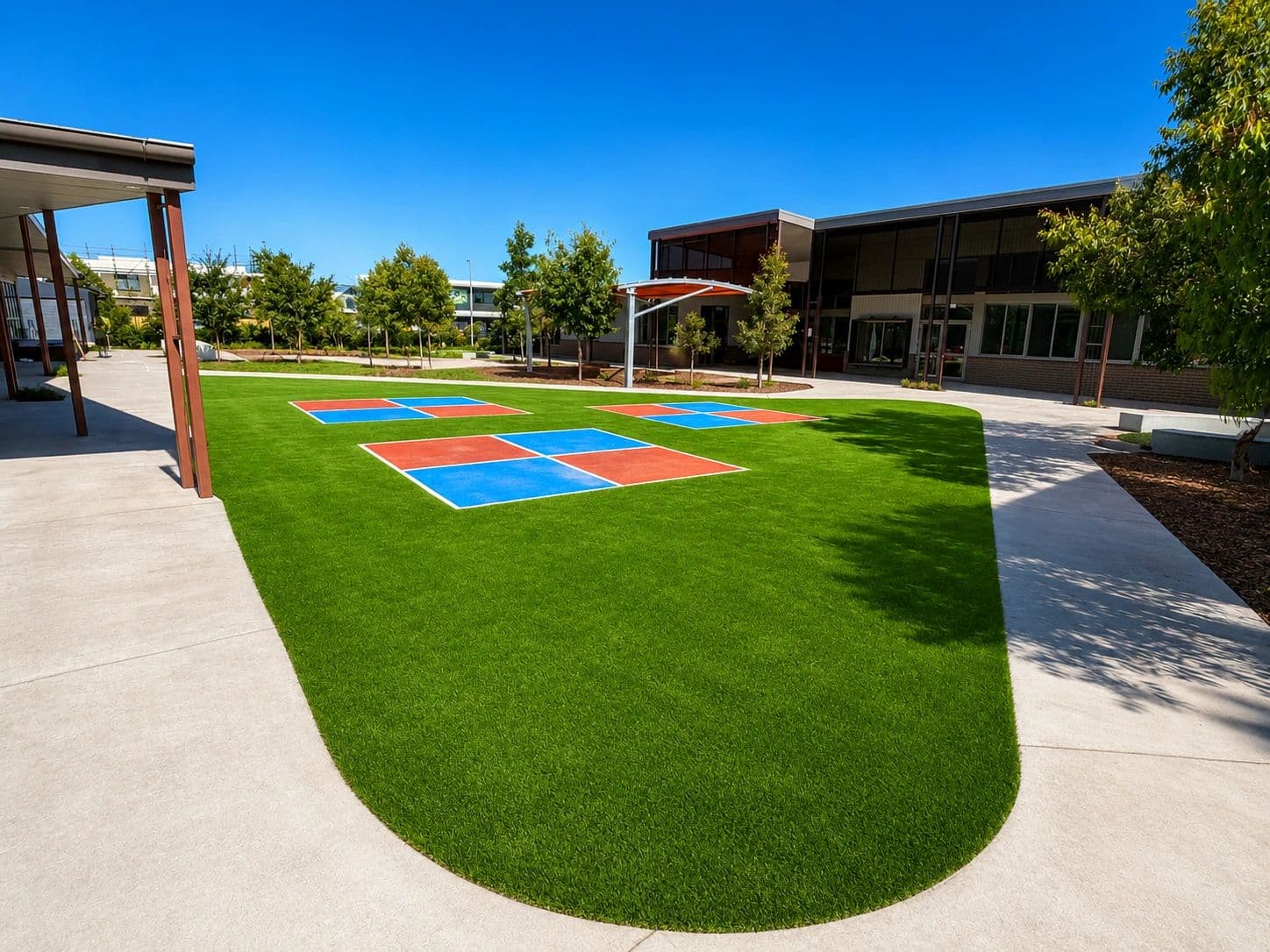 Luxey Square - photo 1