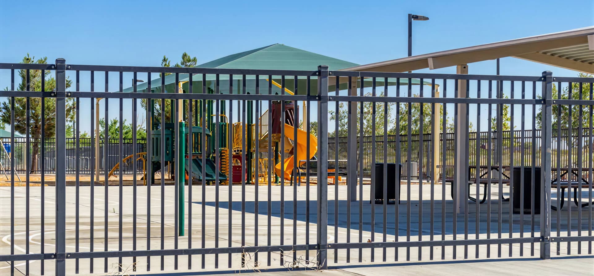 H&B Fencing & Gates - photo 1