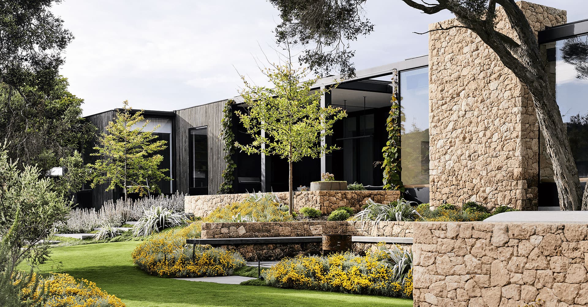 Ian Barker Gardens - photo 1